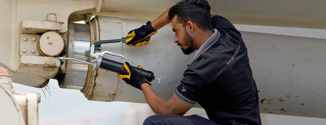 Grease Guide for Heavy Equipment, Fleets, and Industrial Applications