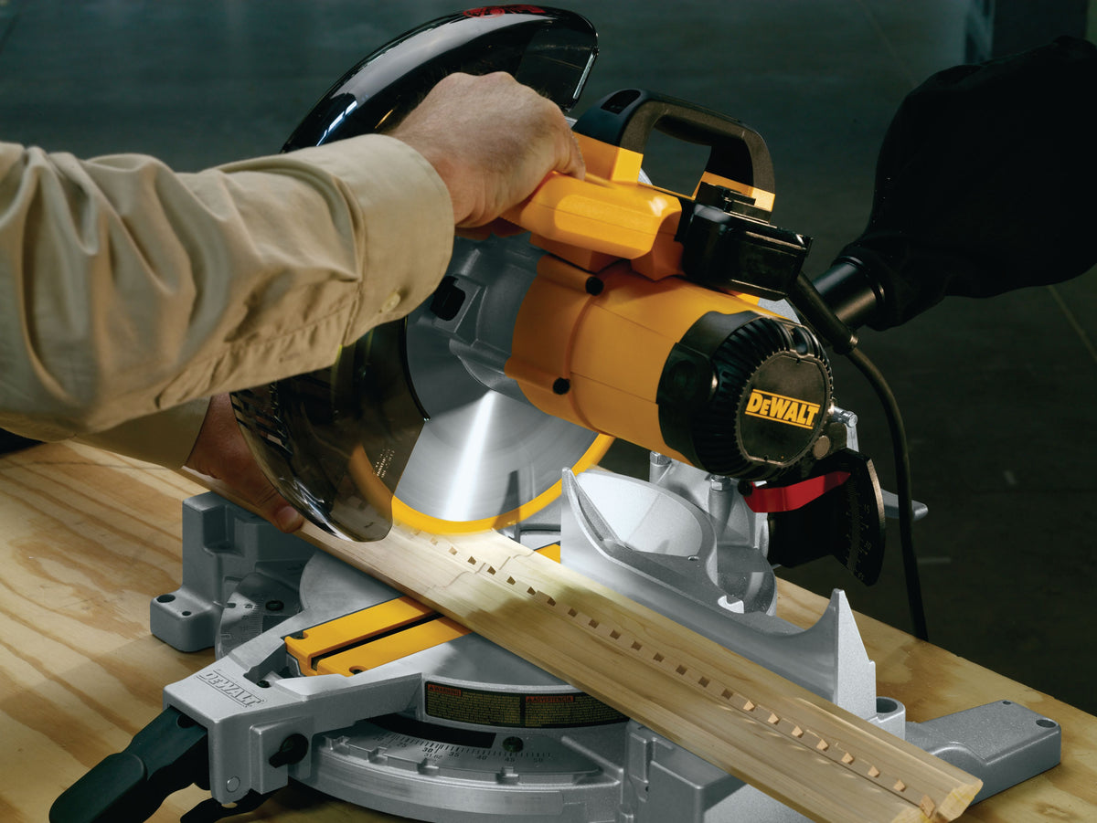 Miter Saw L.E.D. Worklight System – Lawson Products